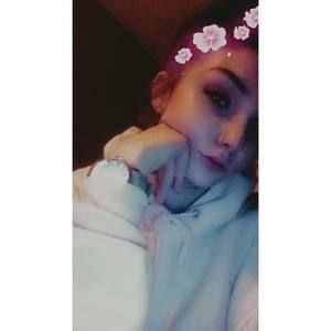 Meet your Posher, Alyssa